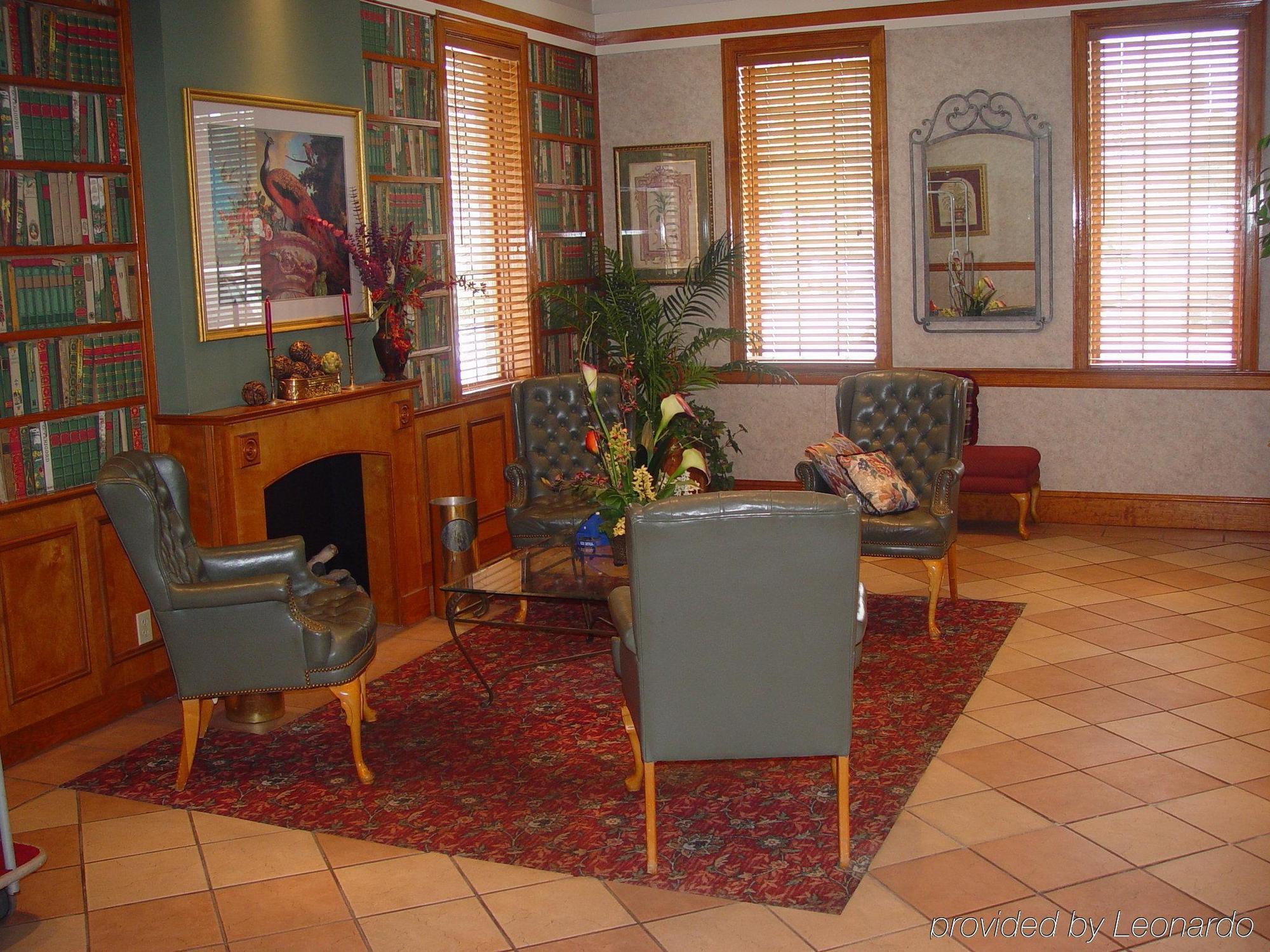 Mayfair Inn Williamston Interior photo