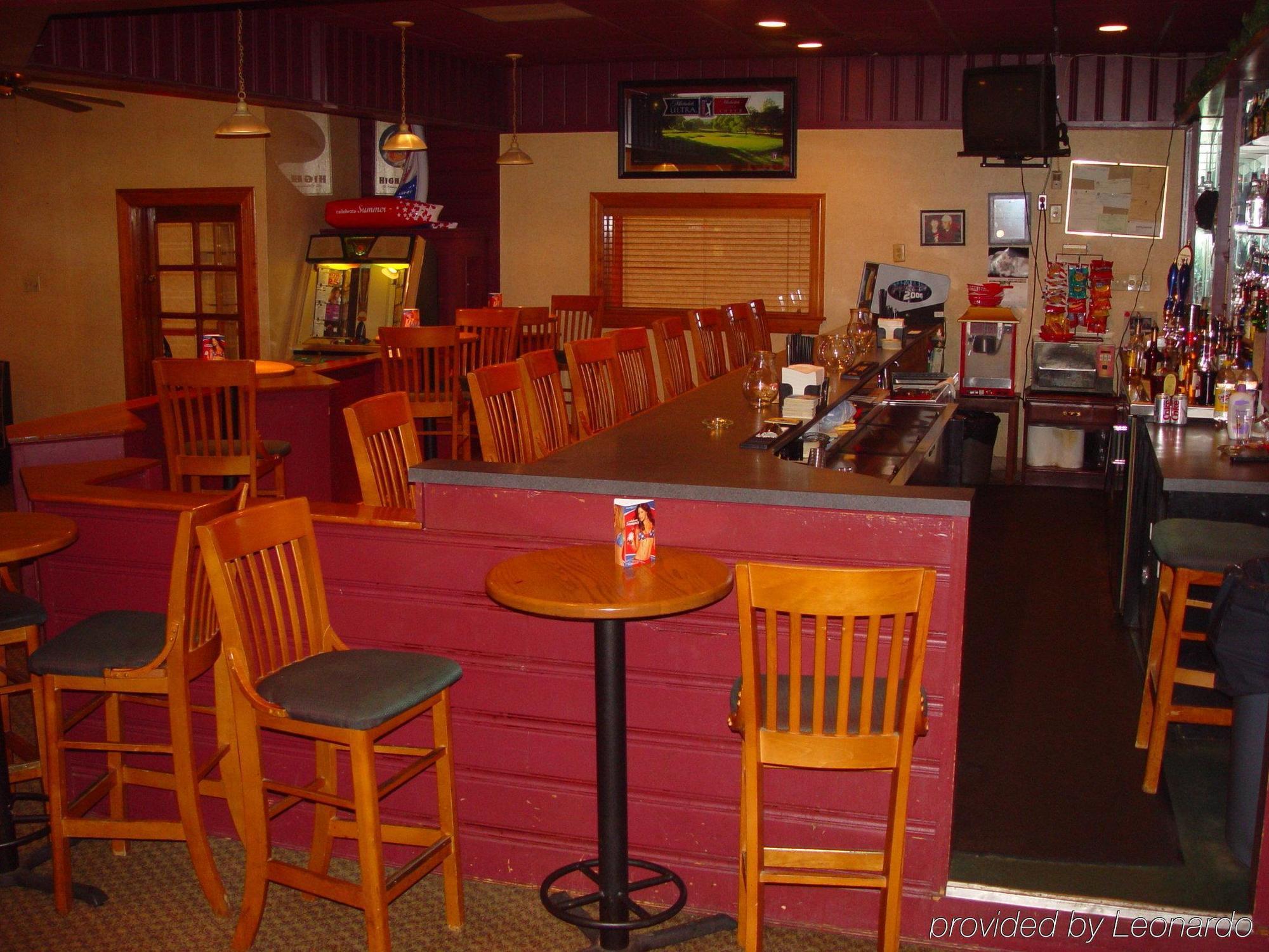 Mayfair Inn Williamston Restaurant photo